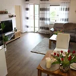 Am Apartment *